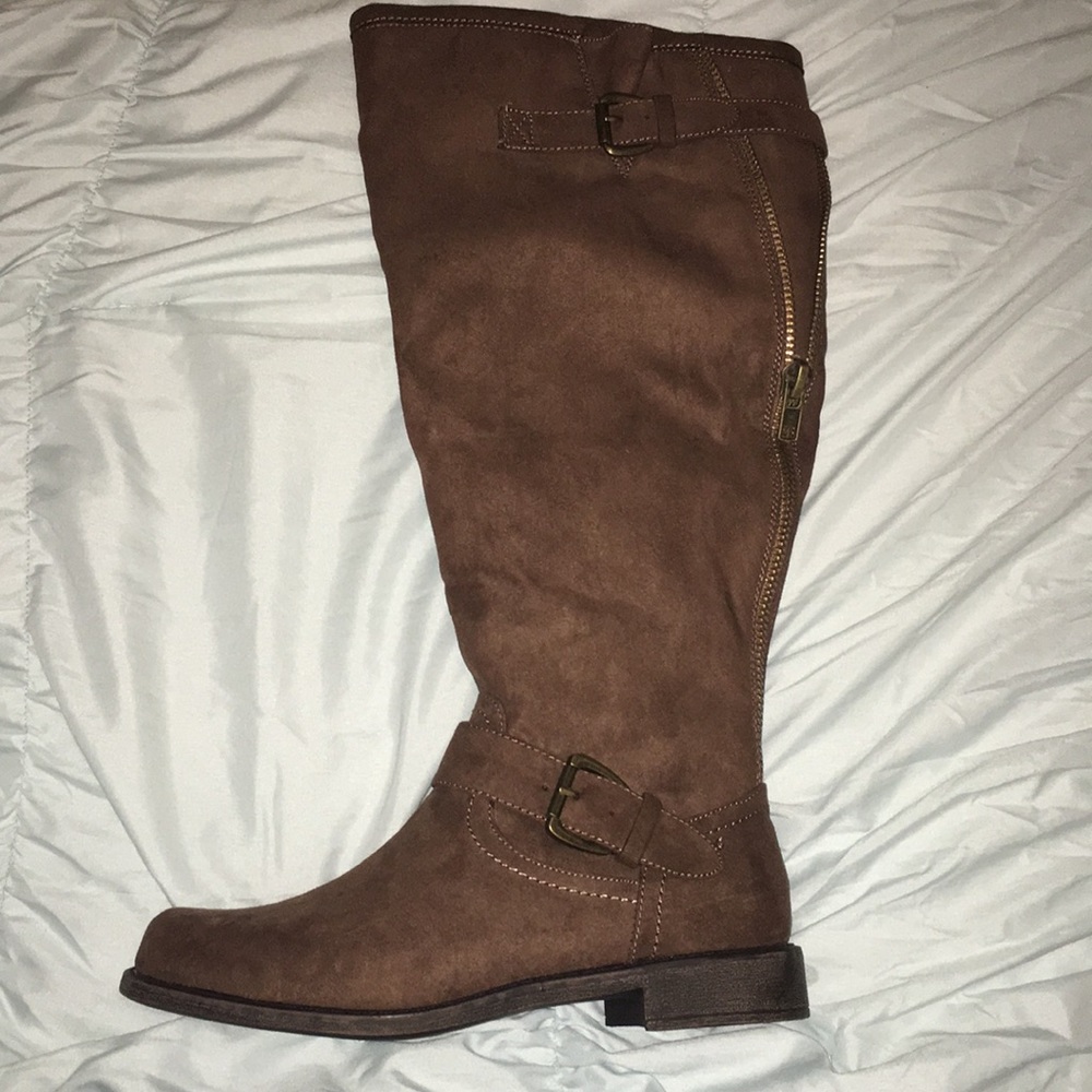 Bayley Flat Boot
